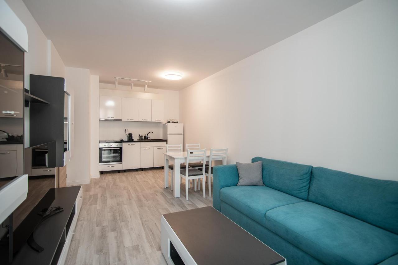 Sea Flats With Parking And Pool In Azur Residence سينتس قسطنطين وهيلينا المظهر الخارجي الصورة