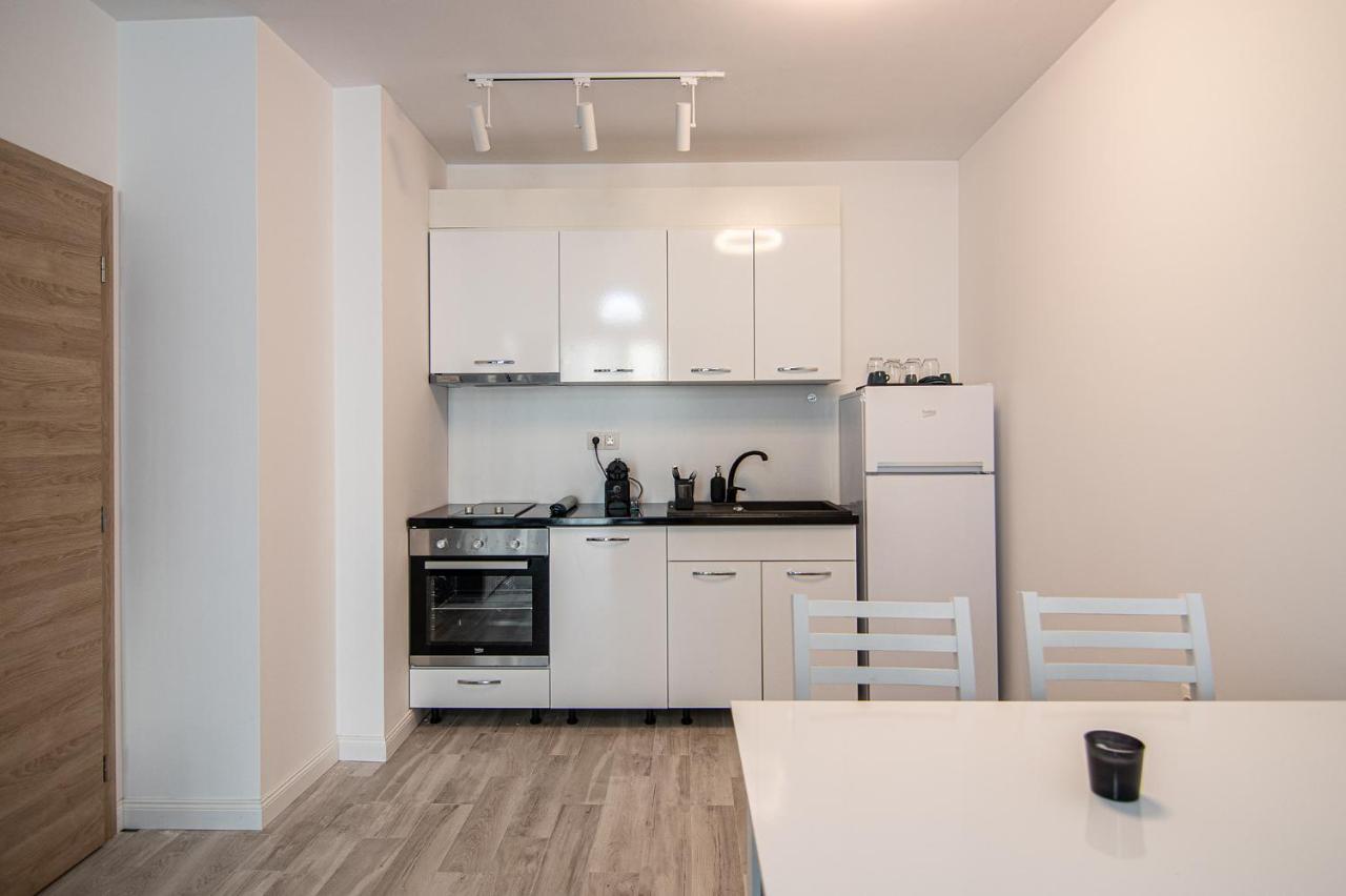 Sea Flats With Parking And Pool In Azur Residence سينتس قسطنطين وهيلينا المظهر الخارجي الصورة