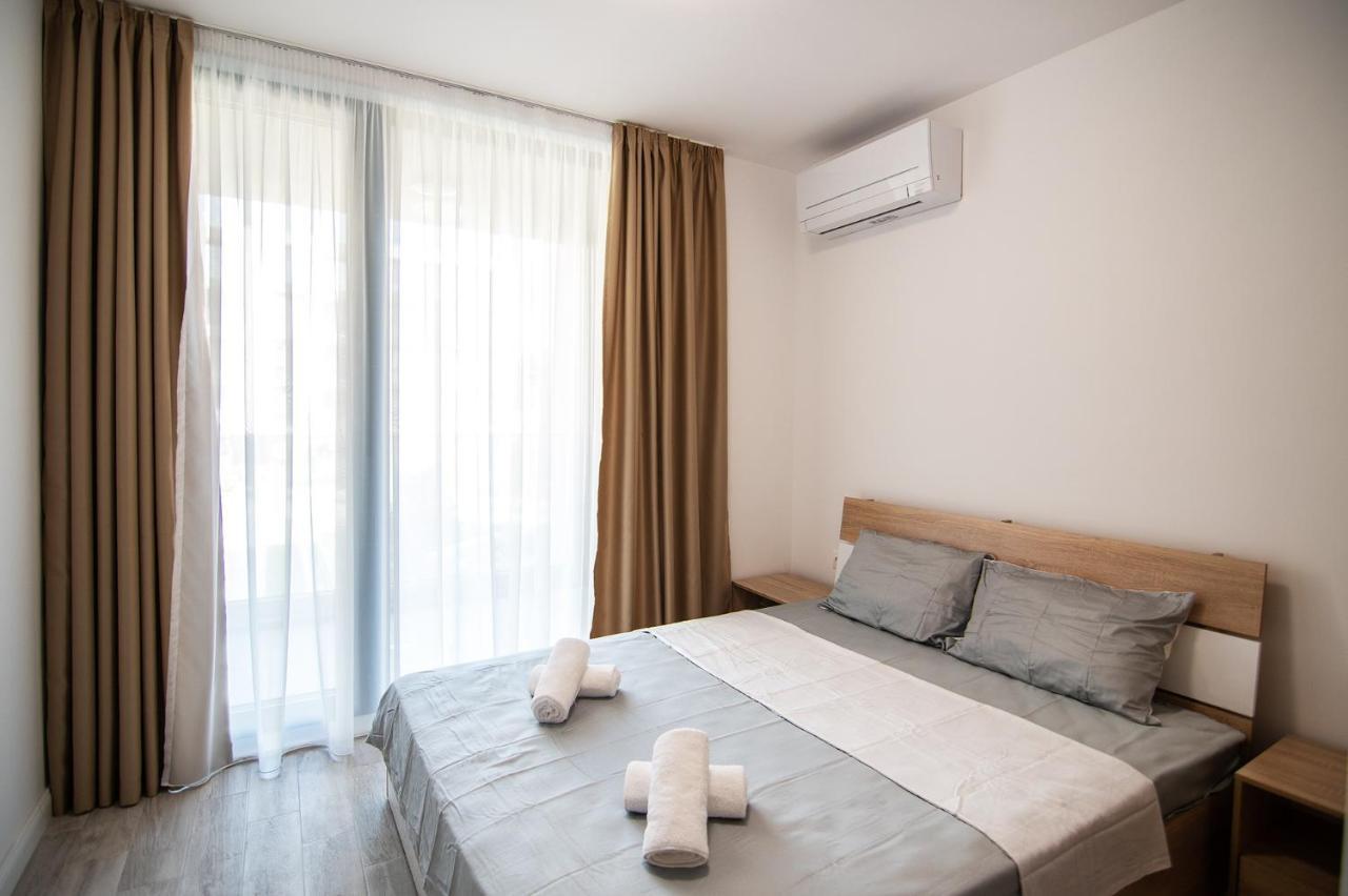 Sea Flats With Parking And Pool In Azur Residence سينتس قسطنطين وهيلينا المظهر الخارجي الصورة