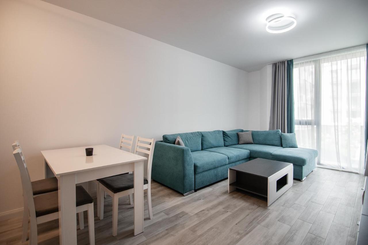 Sea Flats With Parking And Pool In Azur Residence سينتس قسطنطين وهيلينا المظهر الخارجي الصورة